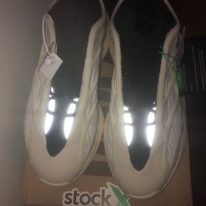 Yeezy 700 v3 (Azael)